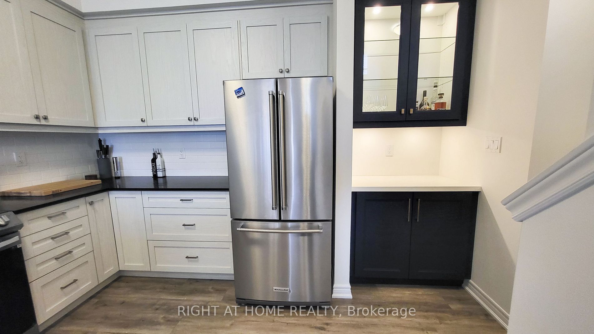 575 Woodward Ave 51