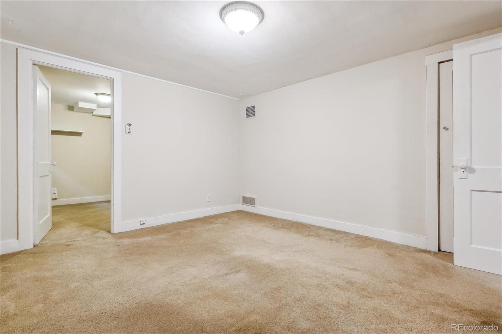 869 S Williams Street