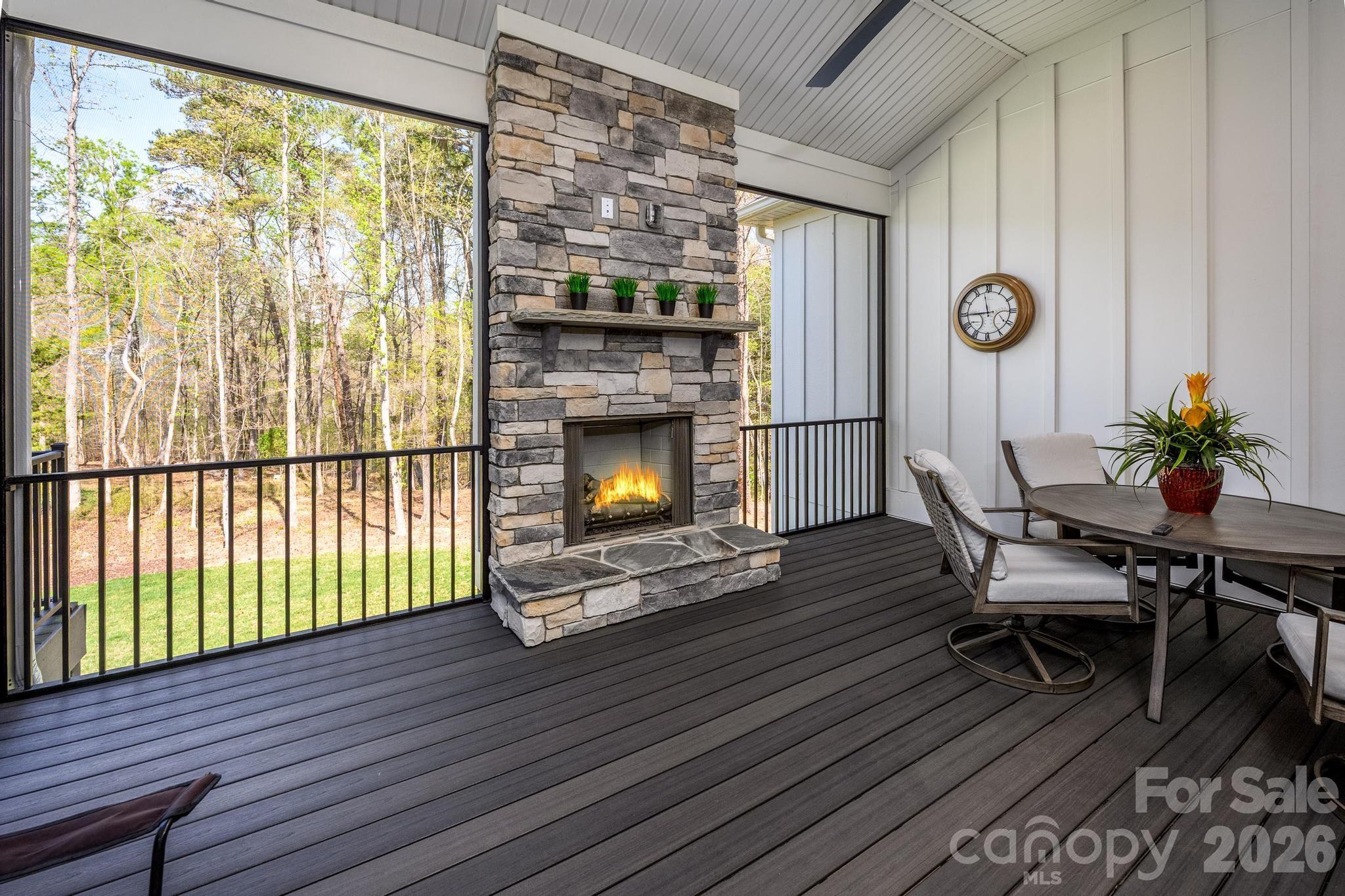 2411 Callaghan Court