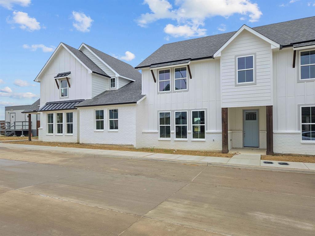 Get a $300 Move-in Allowance if you sign the Lease by June 30th, 2025. Presenting this luxurious 2024-built townhome located in the highly sought-after Eagle MT-Saginaw ISD of Fort Worth. This property offers prime convenience, with major shopping, dining, and entertainment options nearby. The elegant open floor plan is ideal for entertaining, featuring luxury vinyl plank flooring throughout the first floor. The kitchen is designed to impress, with stone countertops, stainless steel appliances, a decorative backsplash, painted cabinetry, and designer lighting. The floor plan features a primary bedroom with an en-suite bathroom, including dual sinks and a walk-in shower with a ceramic tile surround, as well as two spacious secondary bedrooms and a full bathroom.