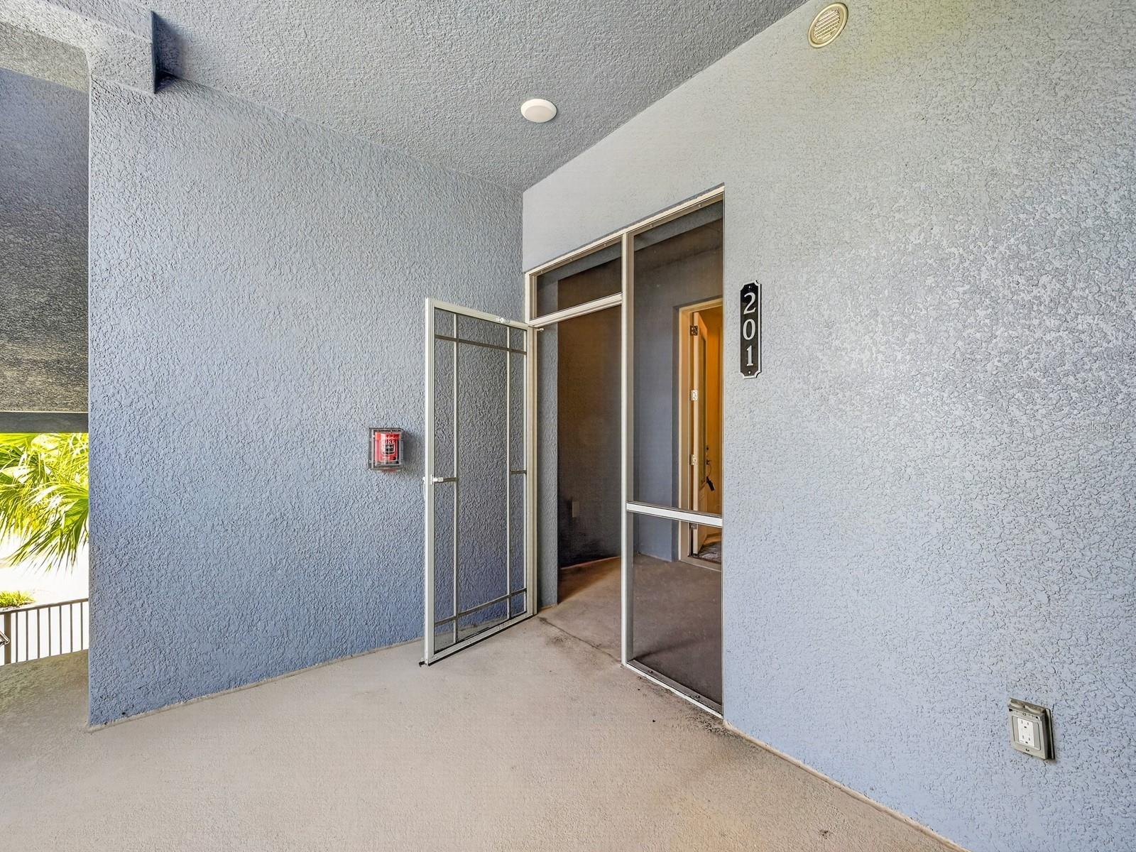 501 Tamiami Trail N 201