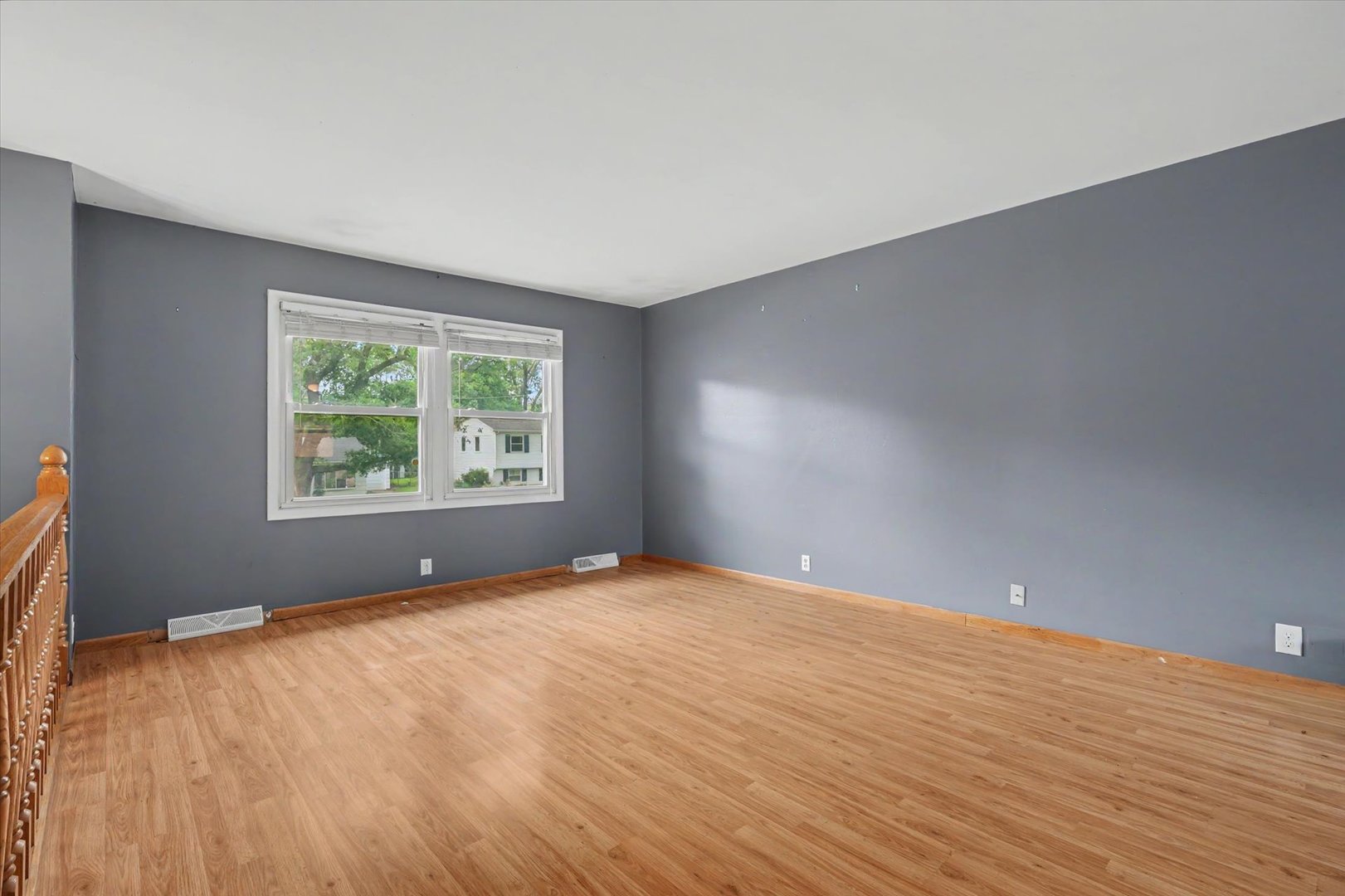 2401 Arden Drive
