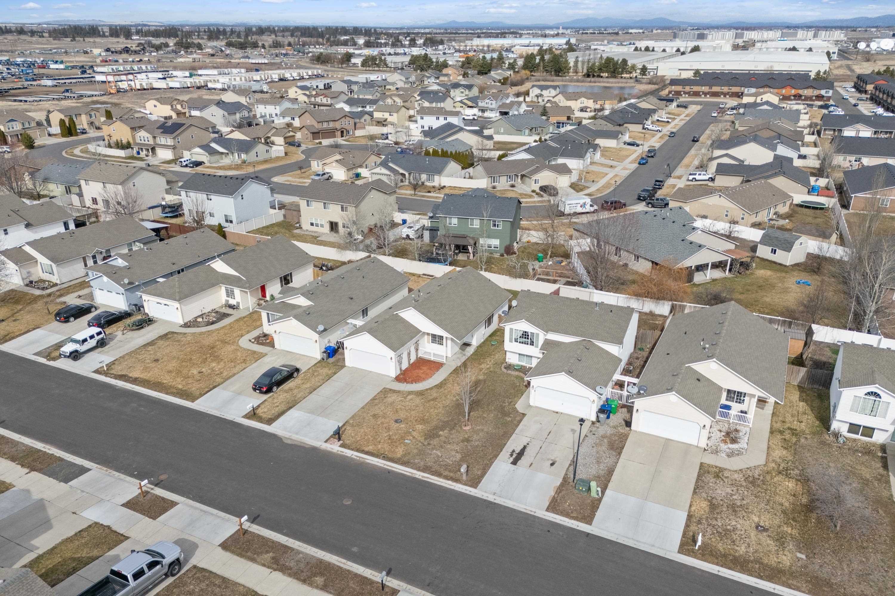 10026 W Barberry Ave