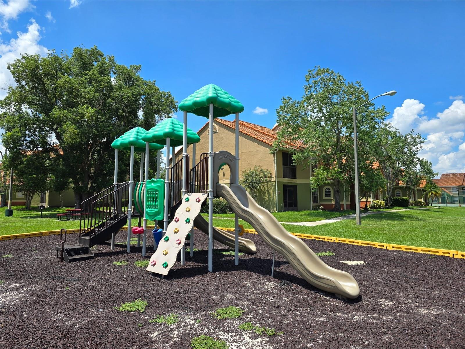 409 Fountainhead Circle