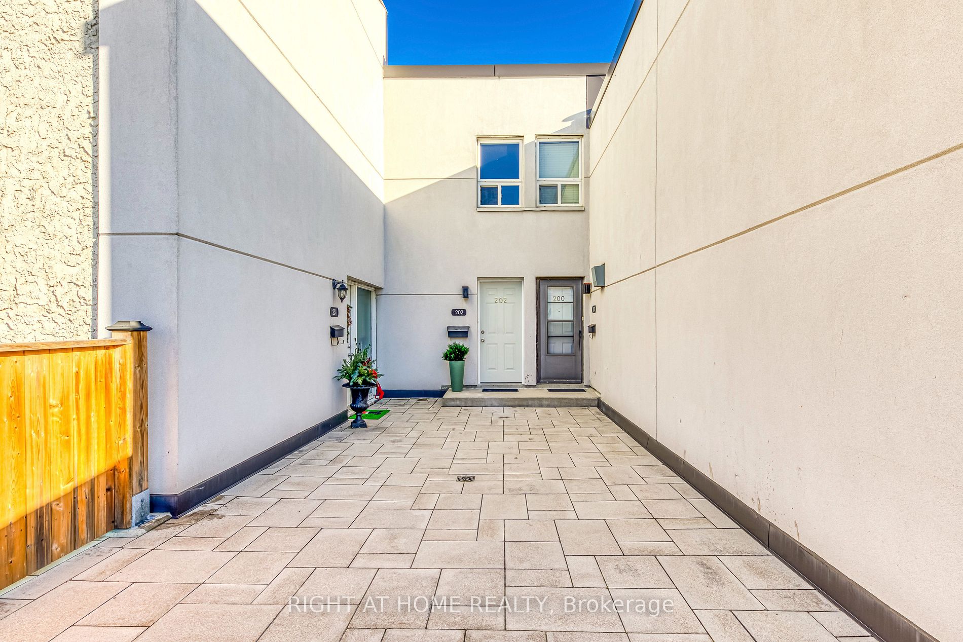 1055 E Dundas St 202