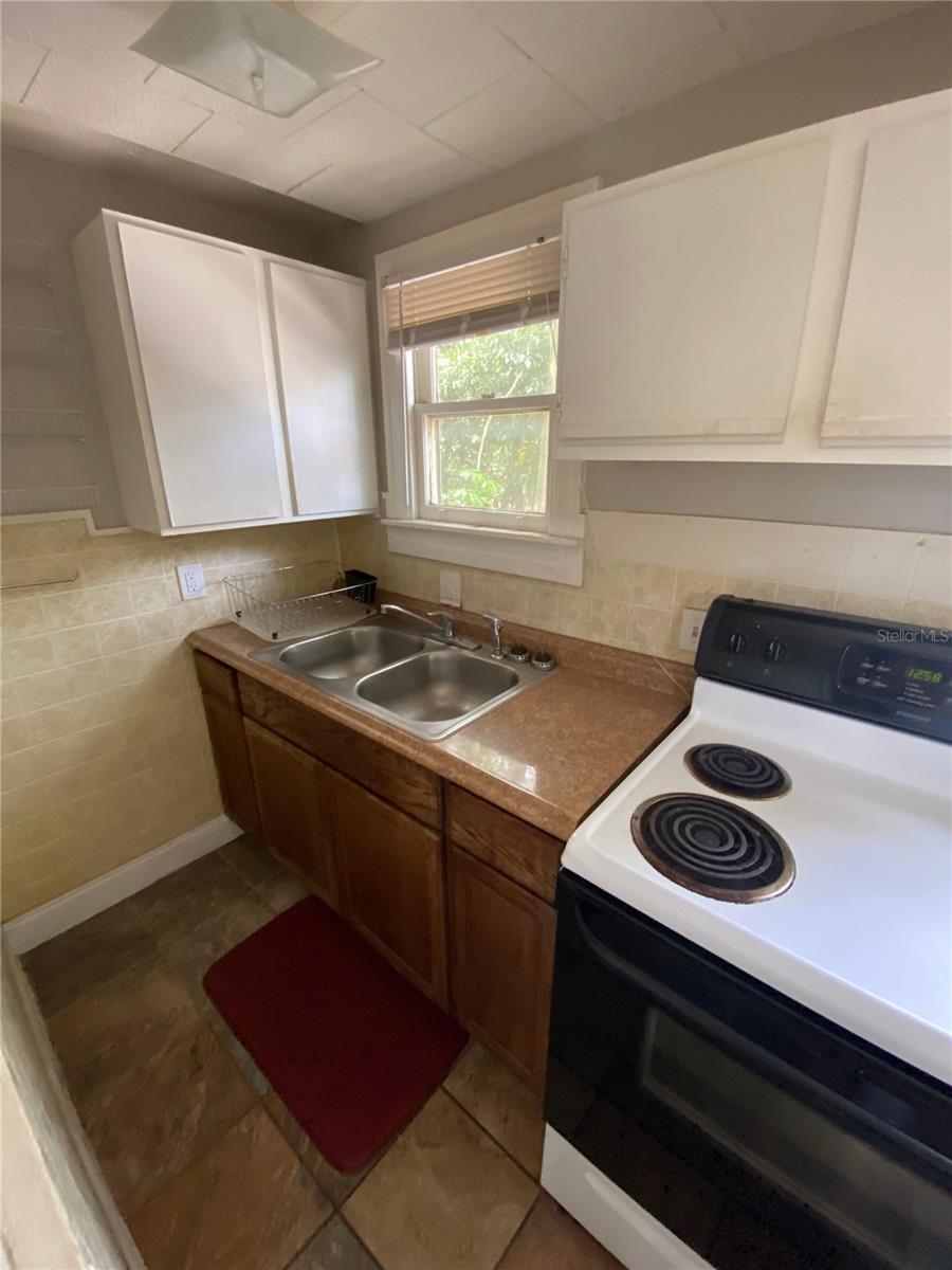 2235 Florida Avenue S