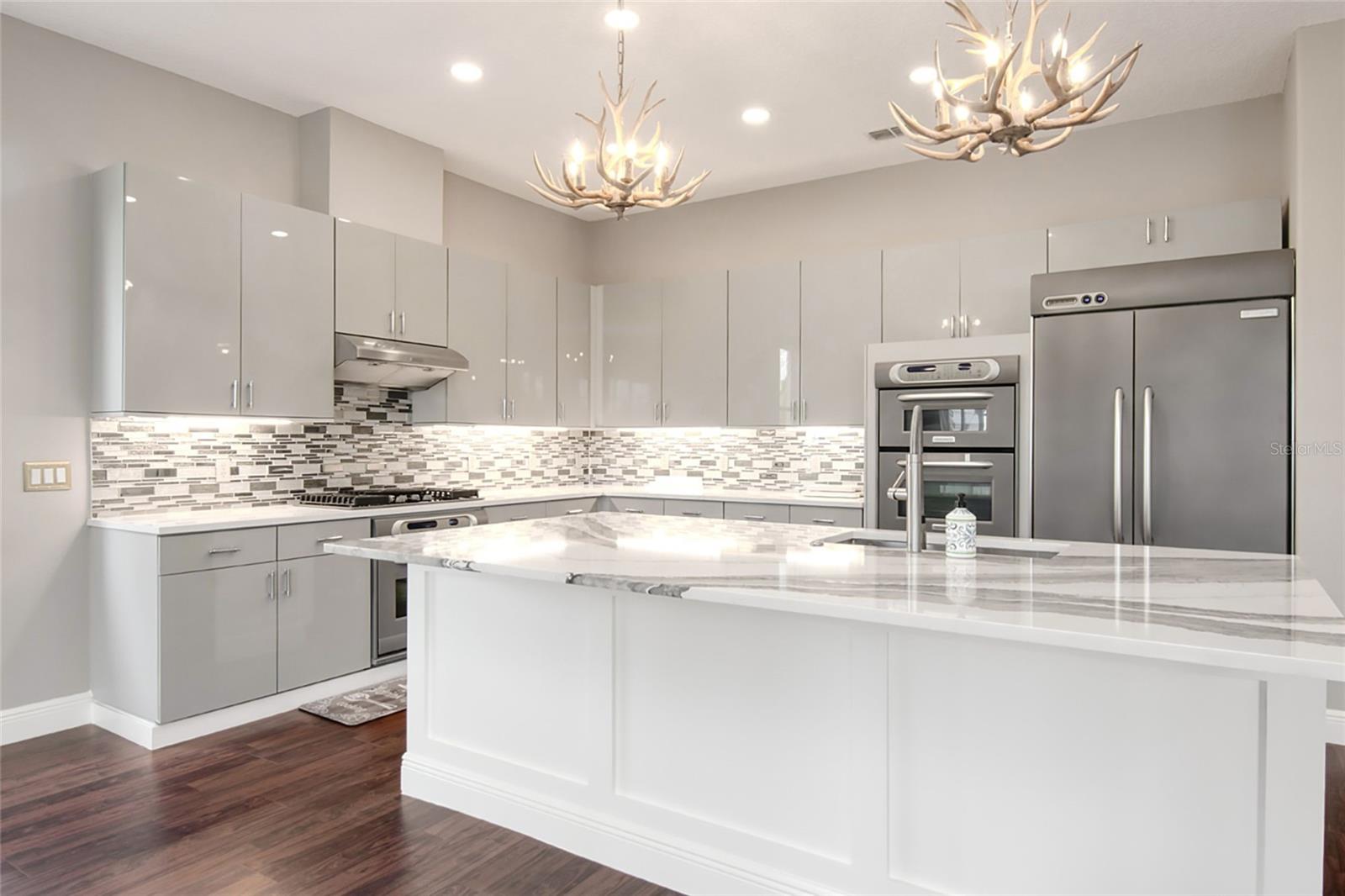 2924 Majestic Isle Drive