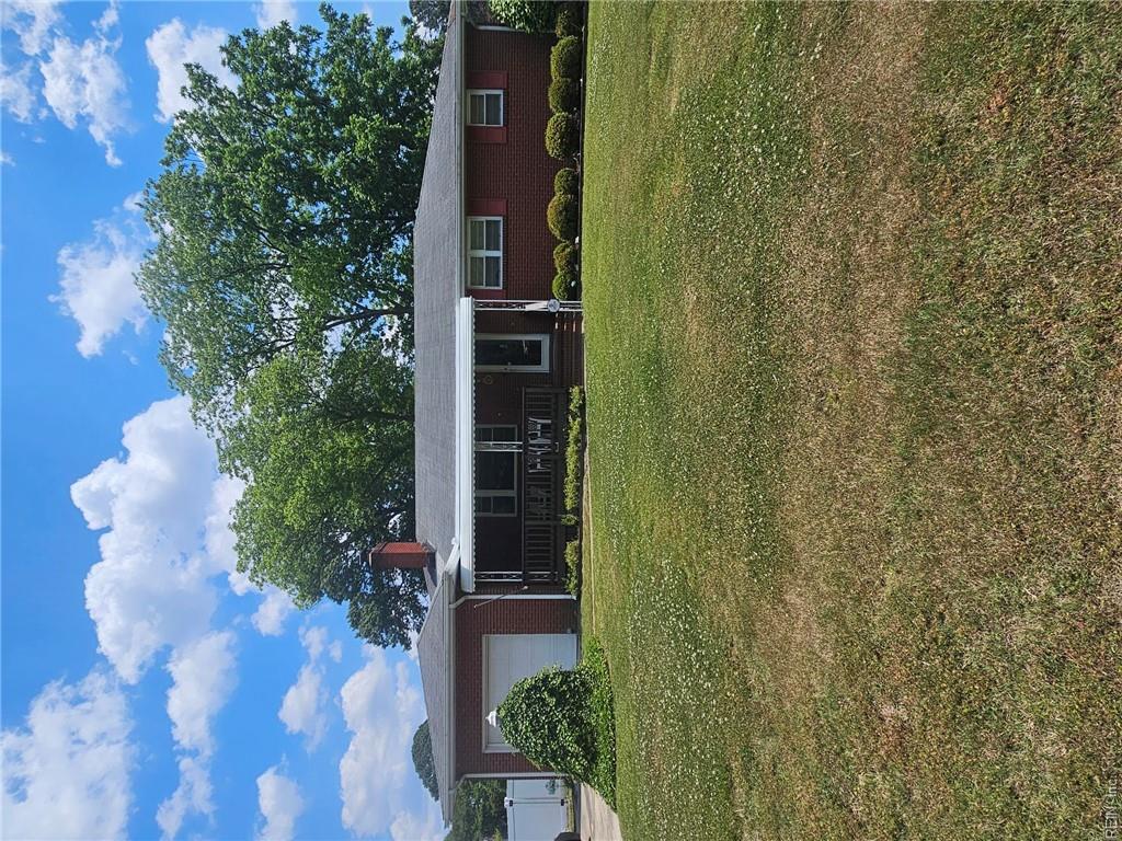 309 Lenore Trail
