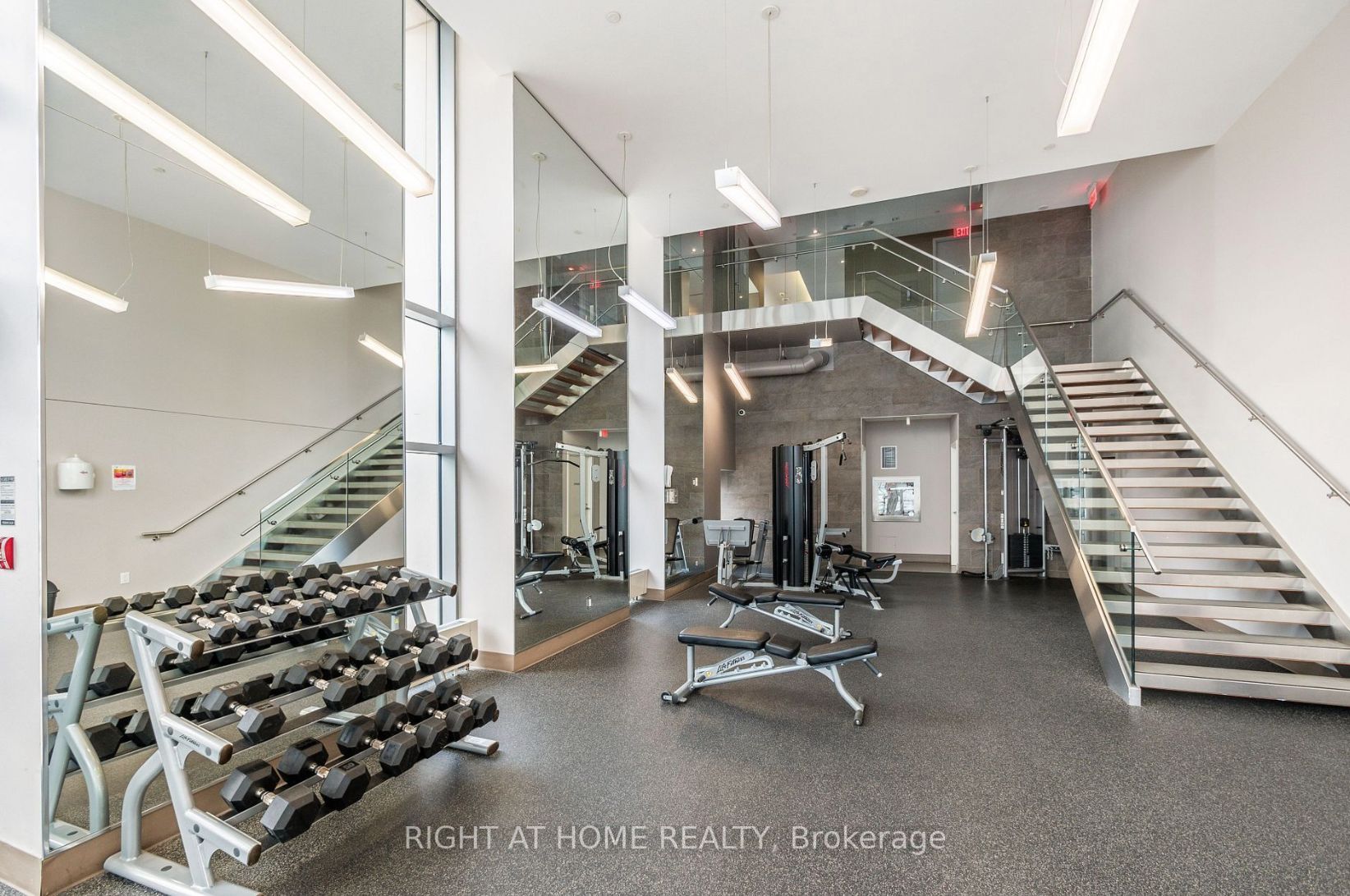 72 Esther Shiner Blvd 1009