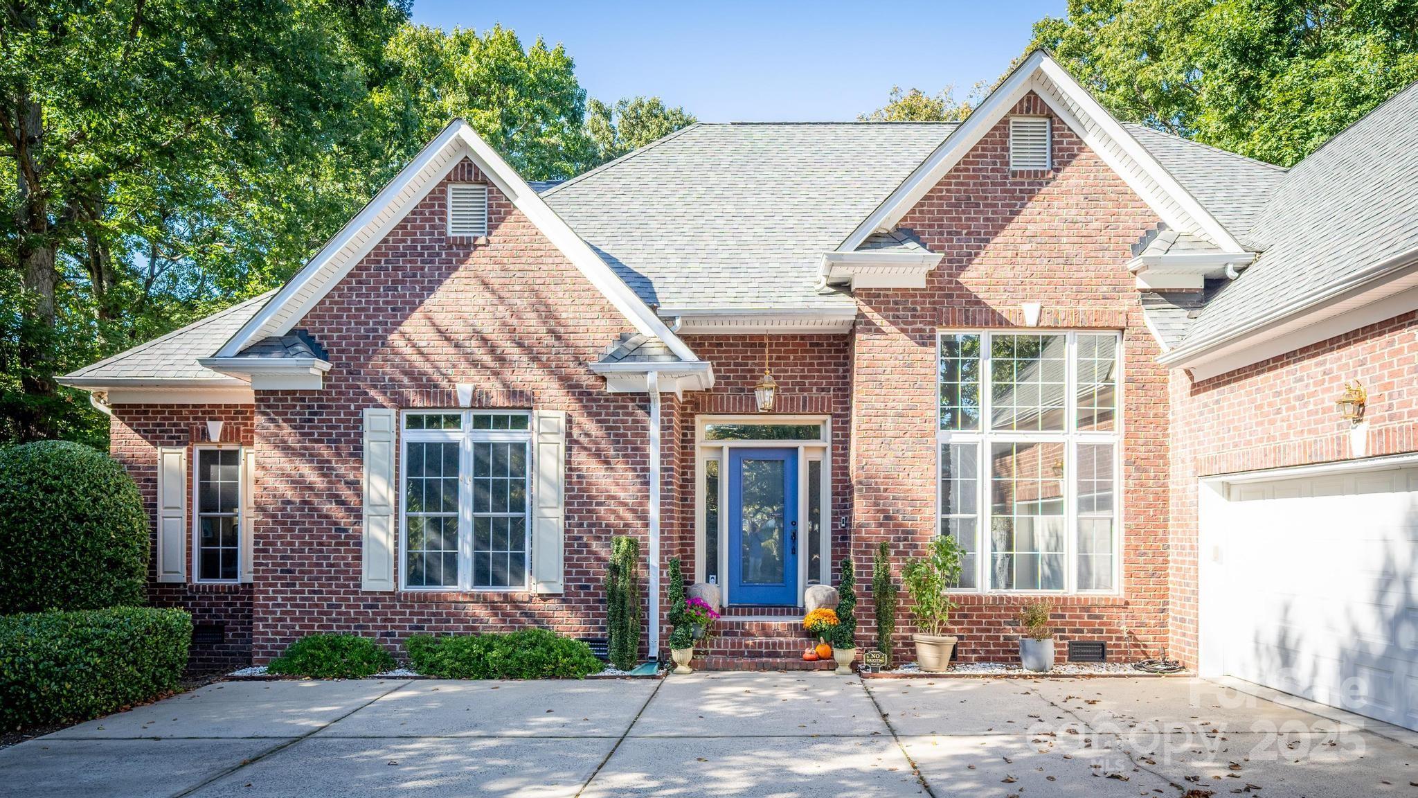 7843 Nine Iron Court