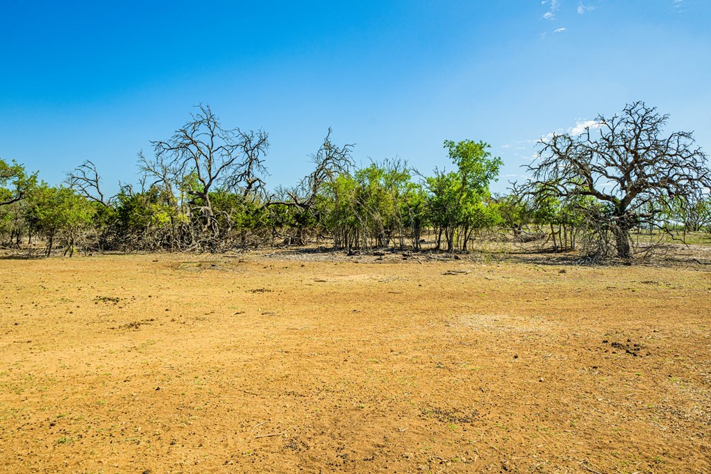 195 NW Crooked Creek Path