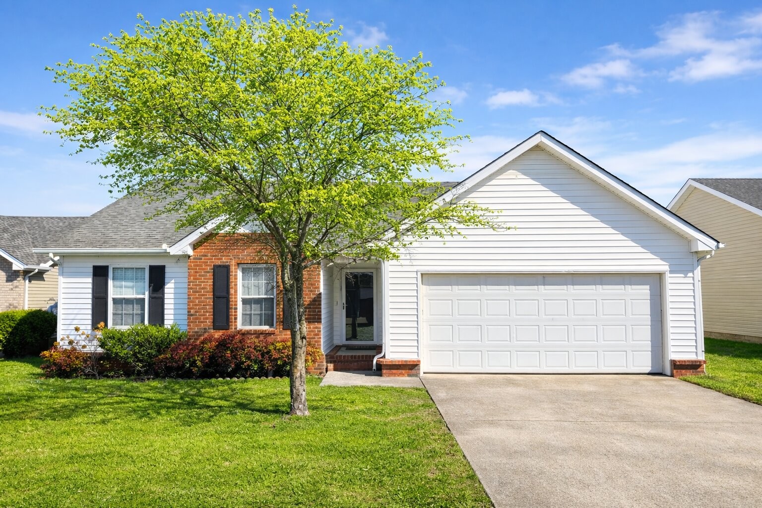 2724 Roscommon Drive — sold