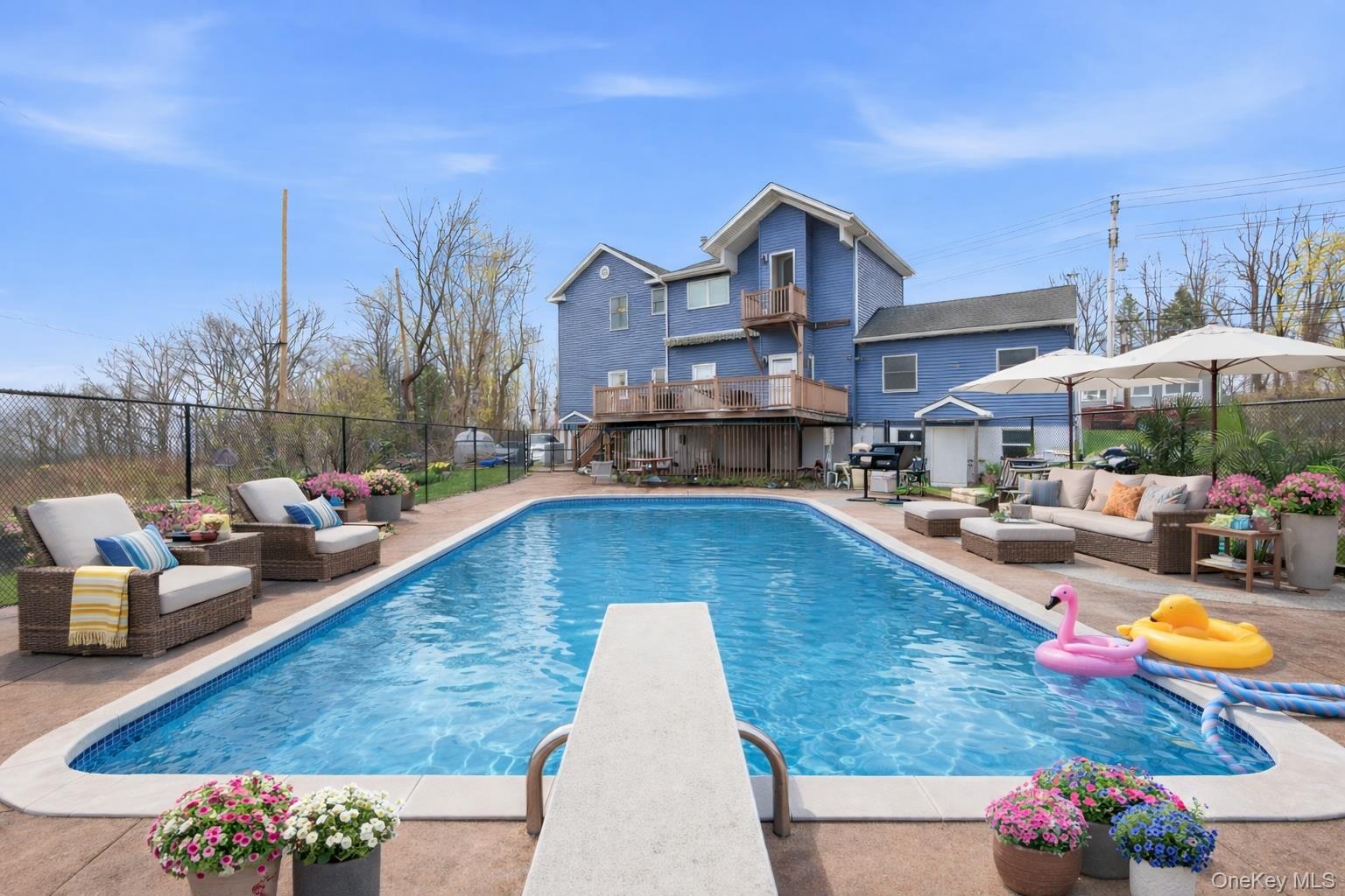 66 Thiells Mount Ivy Road