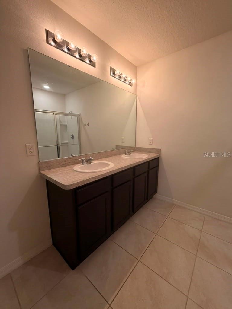 948 Summer Glen Drive