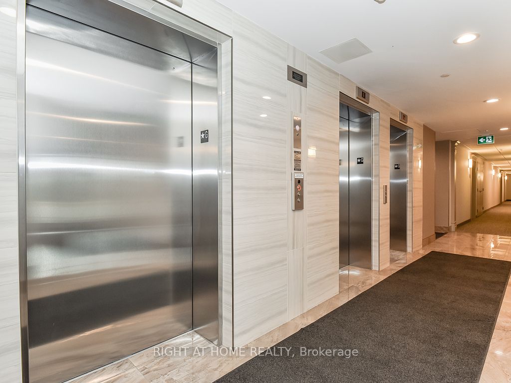 2490 Old Bronte Rd 721