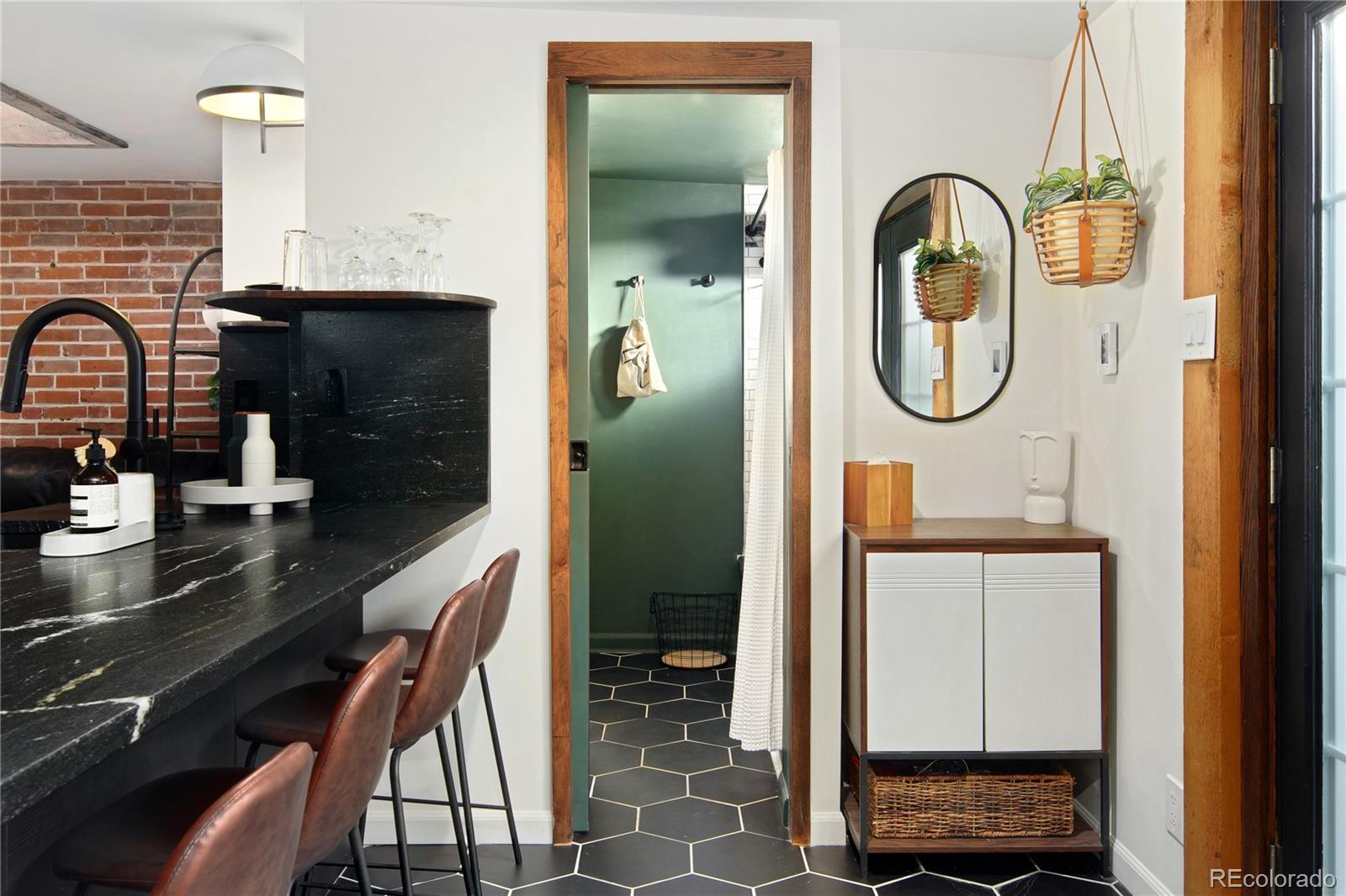 2088 S Pennsylvania Street