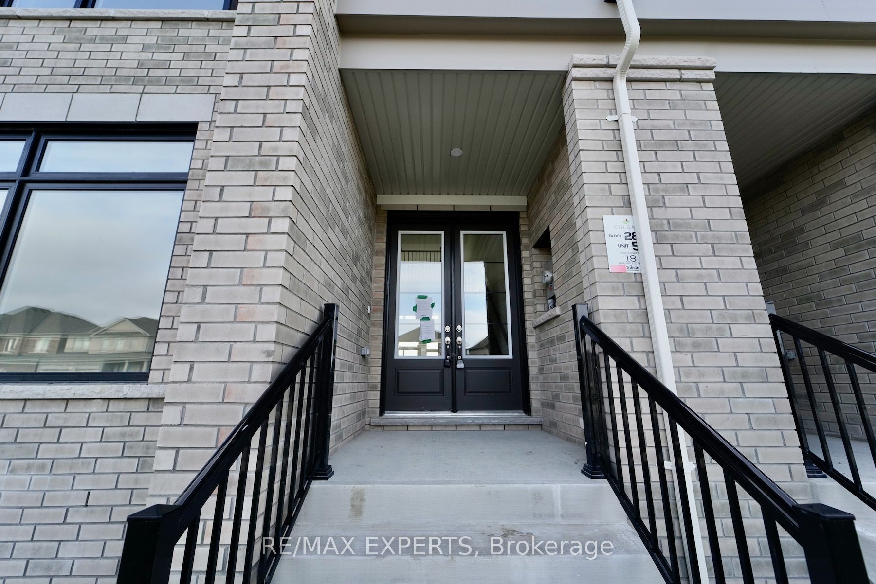 18 Mayapple St