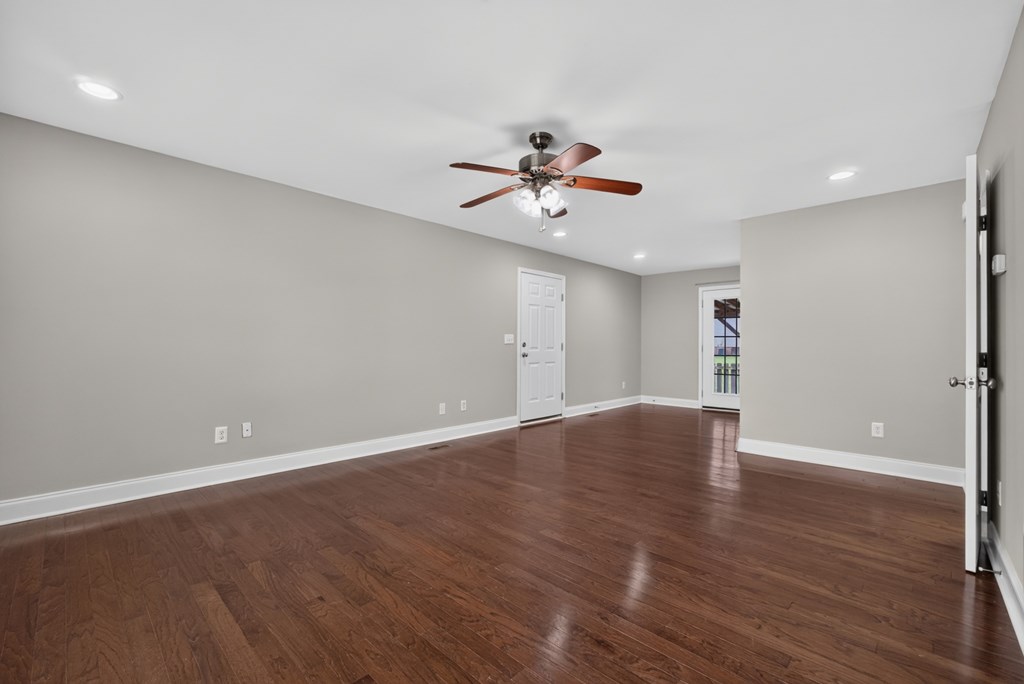 1622 Bobby Nichols Dr