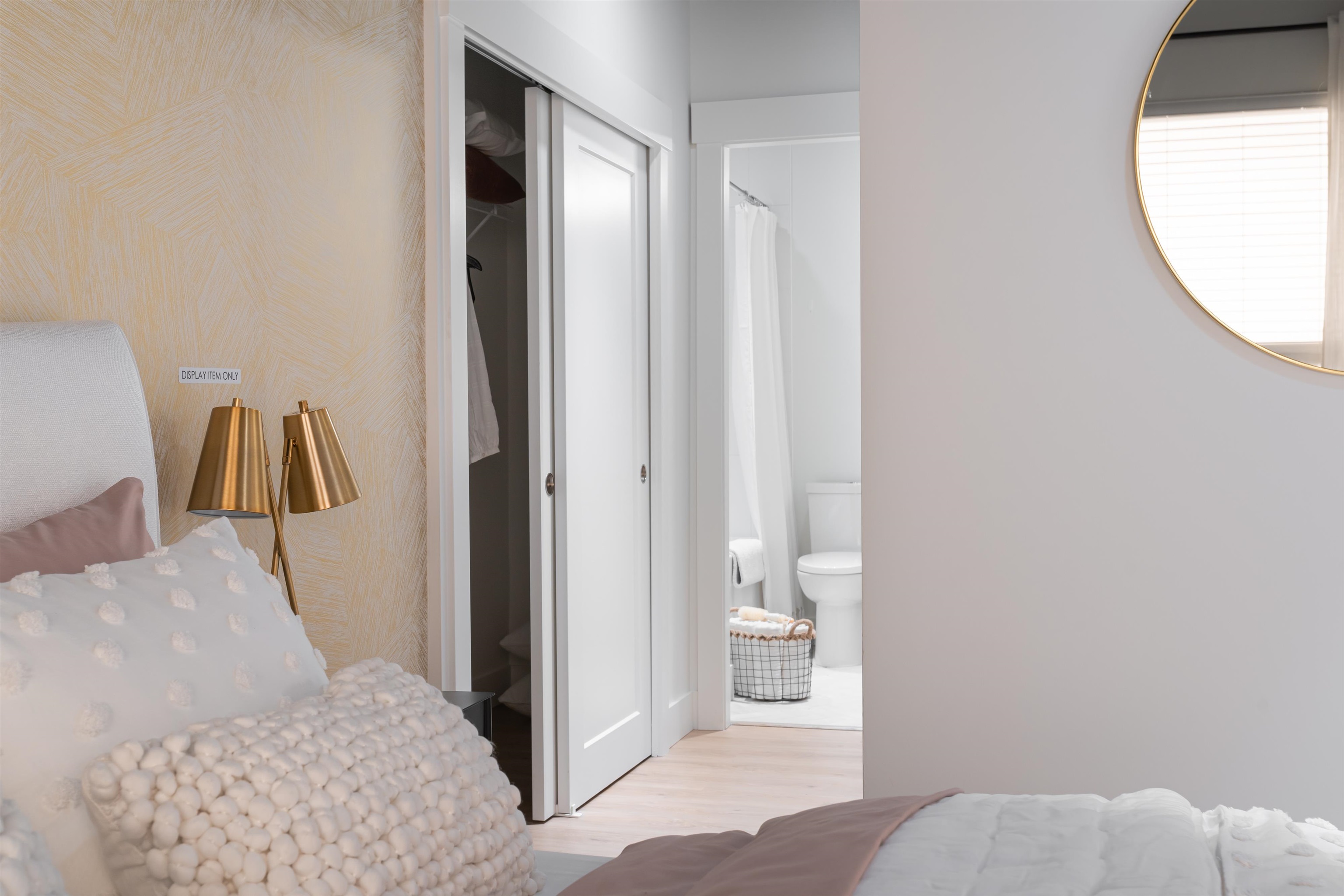 11907 223 Street 305