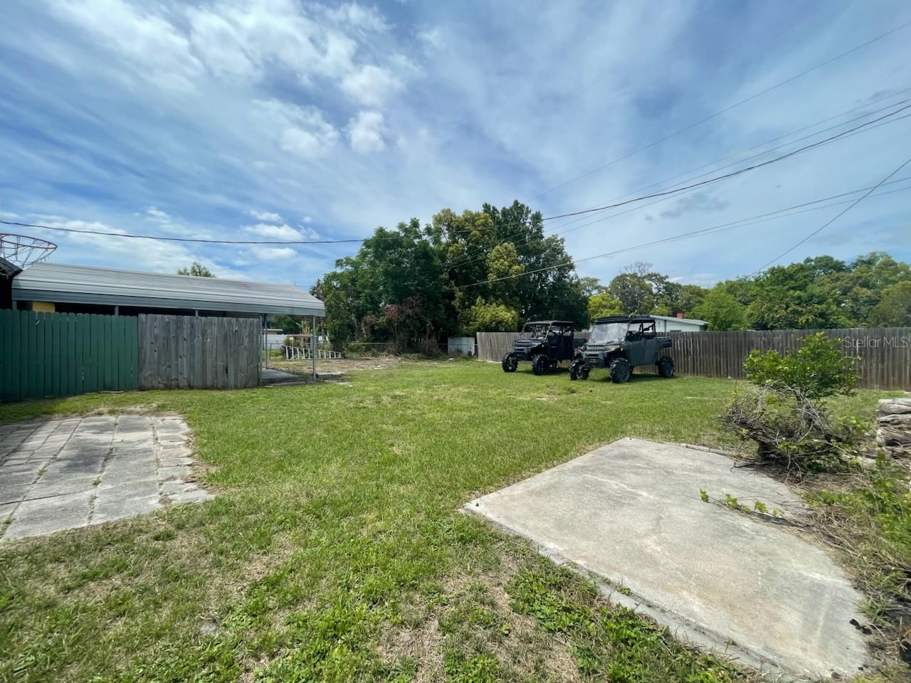 25 W Sandpiper Street