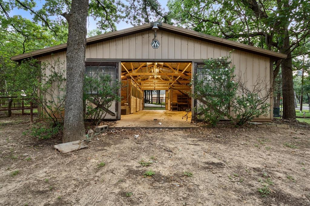 7 Woodland Drive
