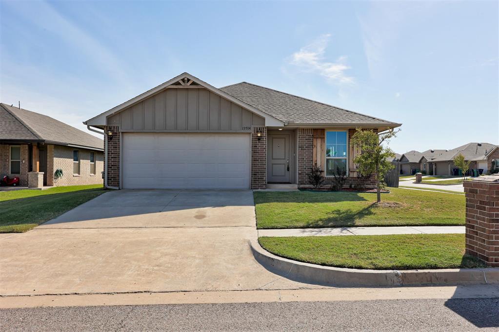 Welcome to this move-in ready 3-bed, 2-bath home with a 2-car garage on a spacious corner lot in the desirable Castleberry community! This open-concept floor plan features a spacious living area with abundant natural light, a modern kitchen with stainless appliances including a like-new refrigerator, granite countertops, and plenty of storage, plus a cozy dining space. The roomy primary suite offers a private retreat with dual vanities and a walk-in closet, while the secondary bedrooms are also generously sized. Enjoy evenings on the open patio and take advantage of the neighborhood amenities, including a community pool with a clubhouse and fitness center with a gathering hall plus a playground. Conveniently located near shopping, dining, and major highways, and located within the award-winning Deer Creek school district!