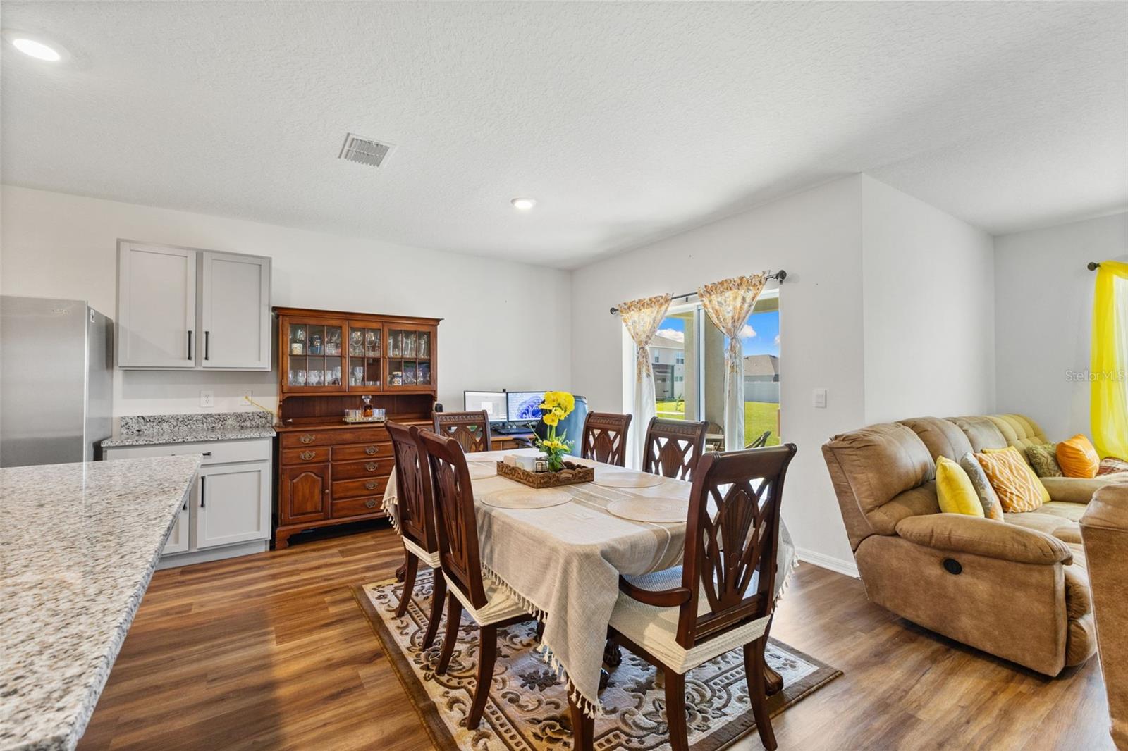 2236 Grand Flora Trail