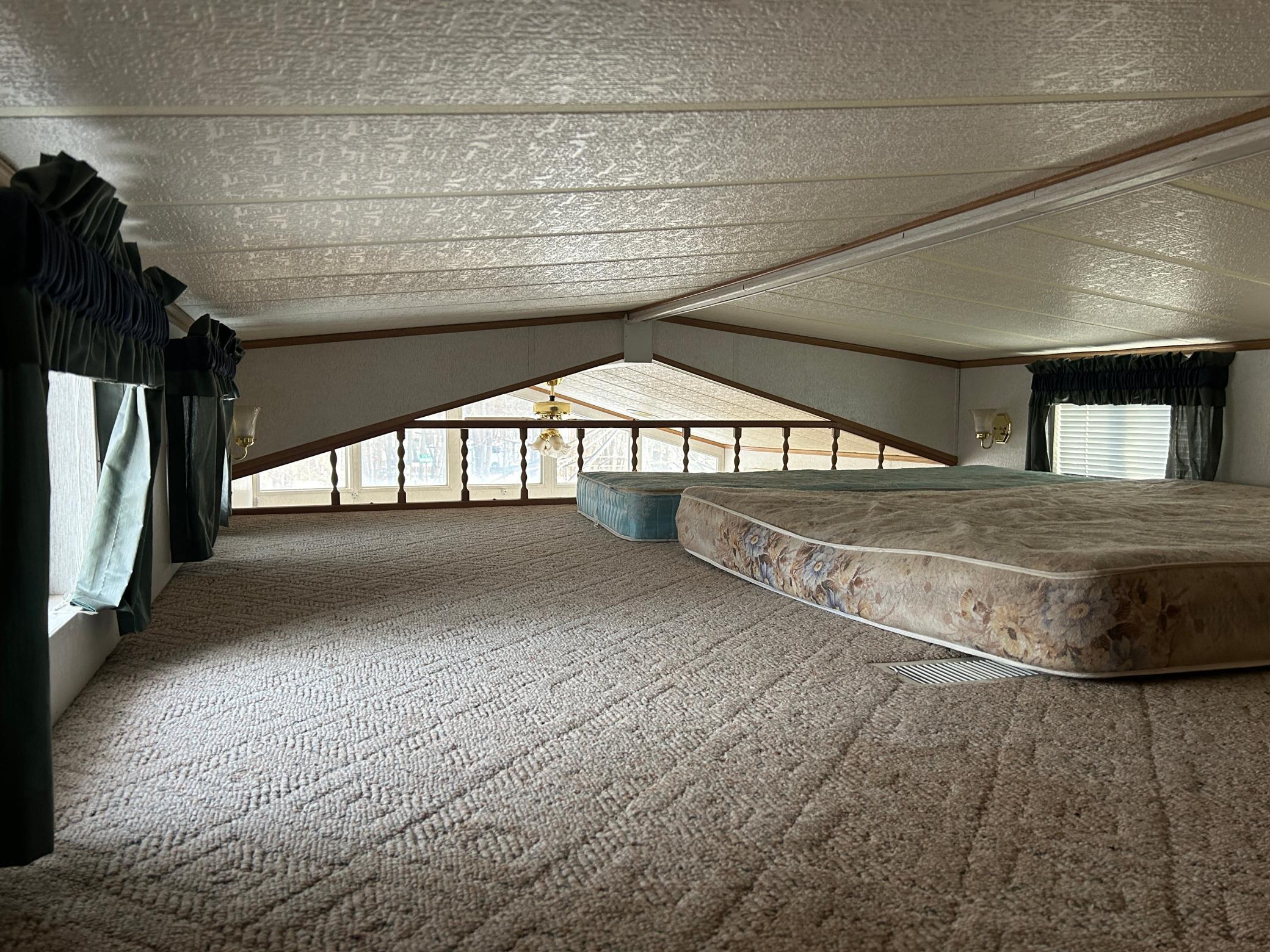 L9-10 B 5 Canterbury Town