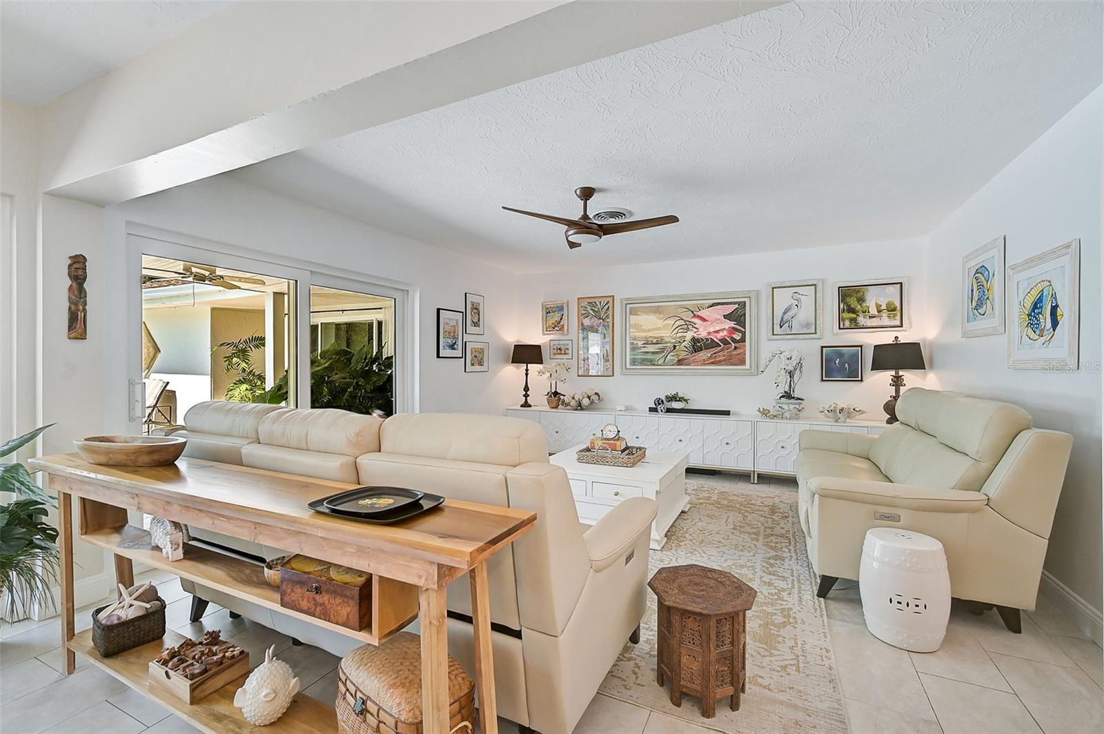 400 Nokomis Avenue S