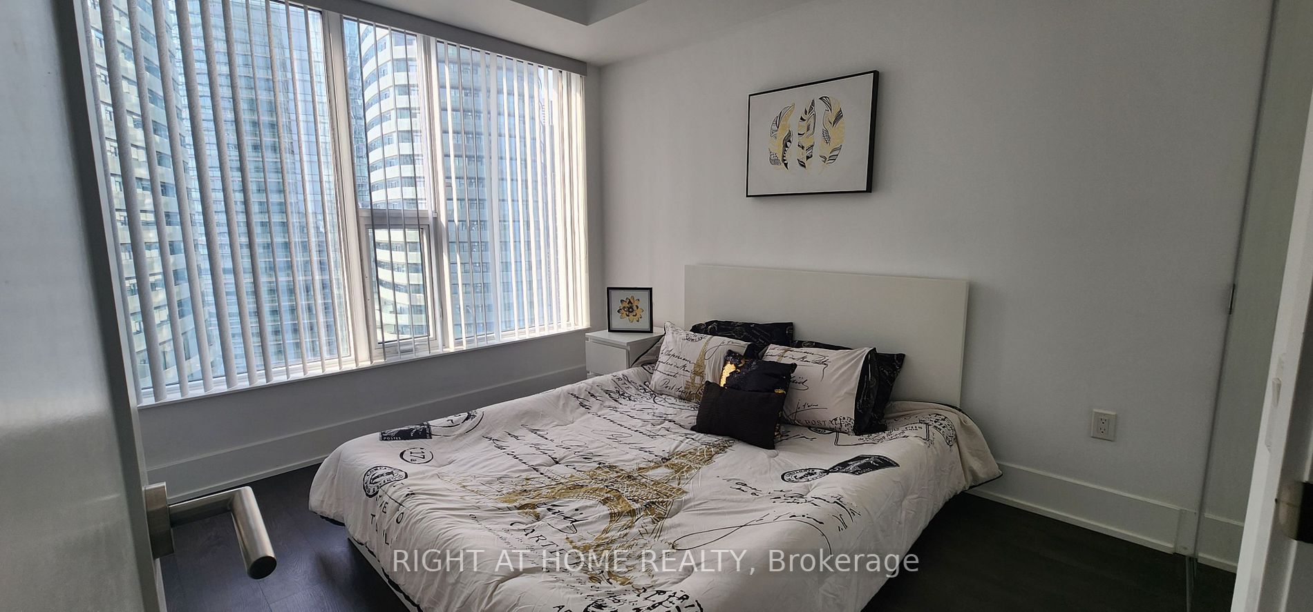 10 York St 3712