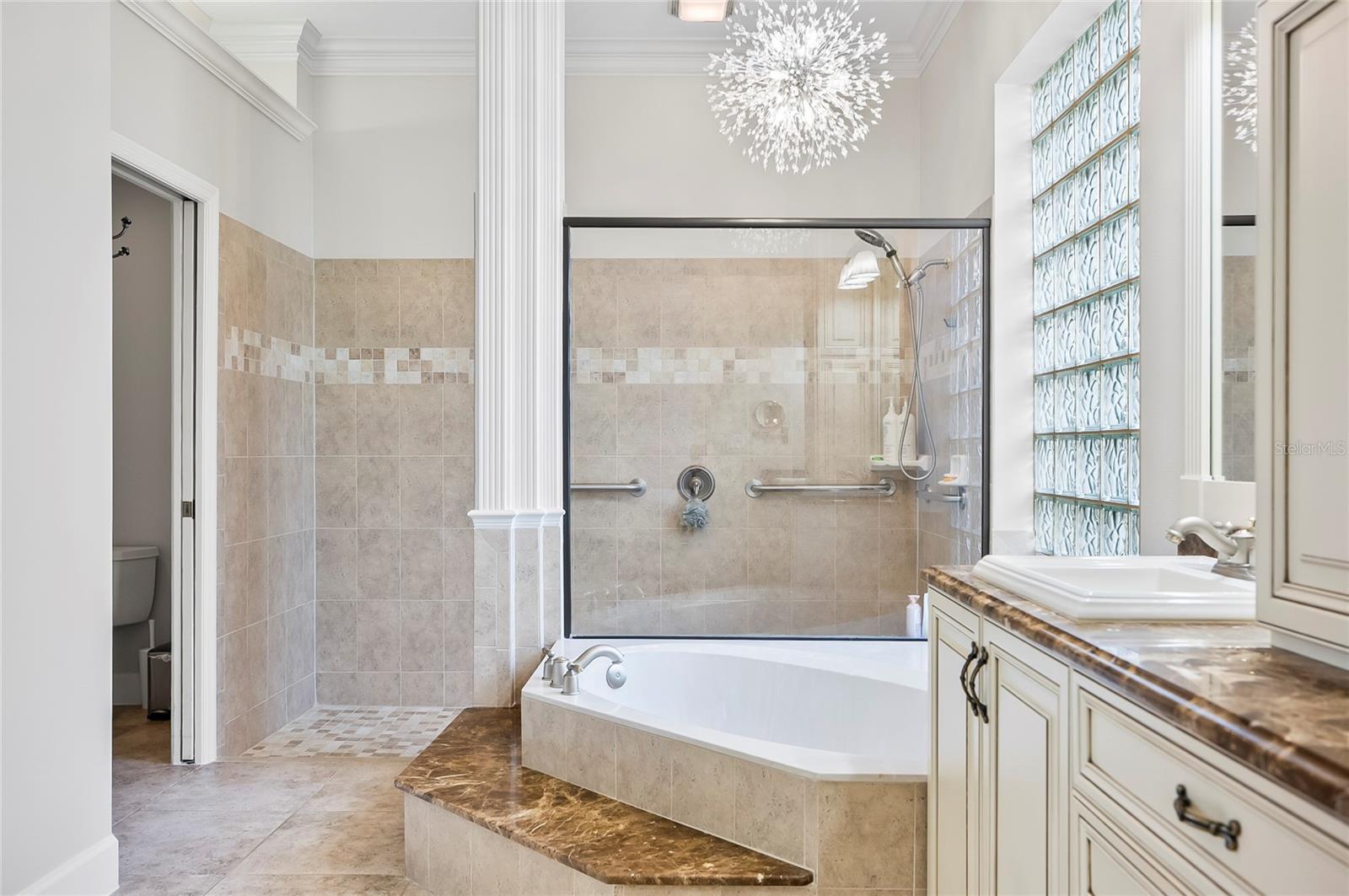 15 S Waterview Drive