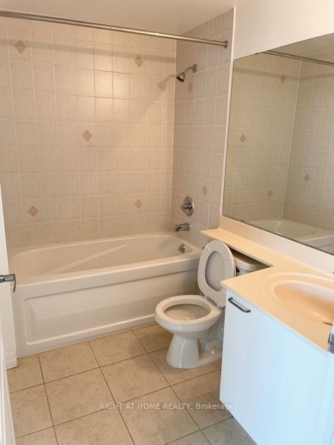 3939 Duke Of York Blvd 802