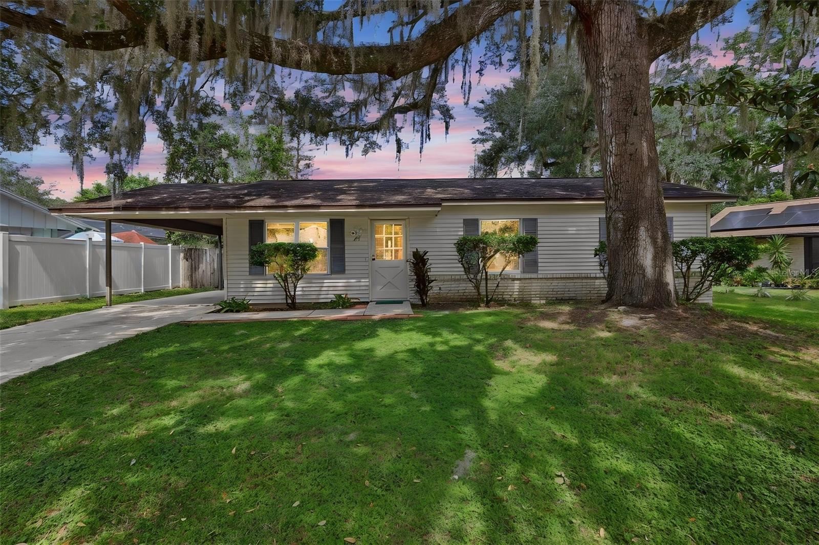 711 Thistle Place