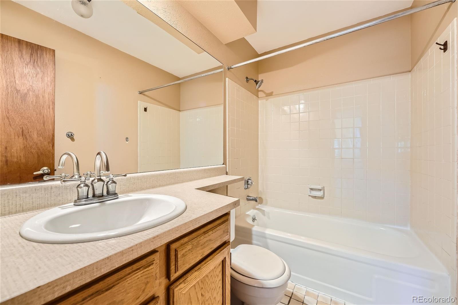 7979 S Jasmine Circle