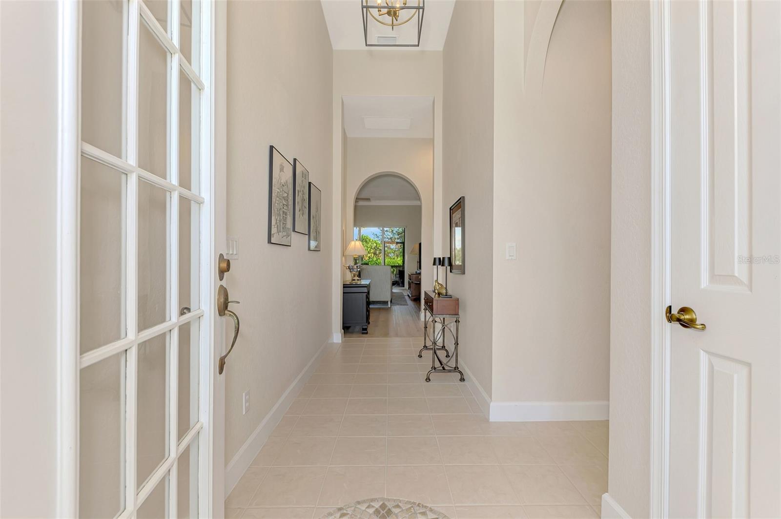 13384 Golf Pointe Drive