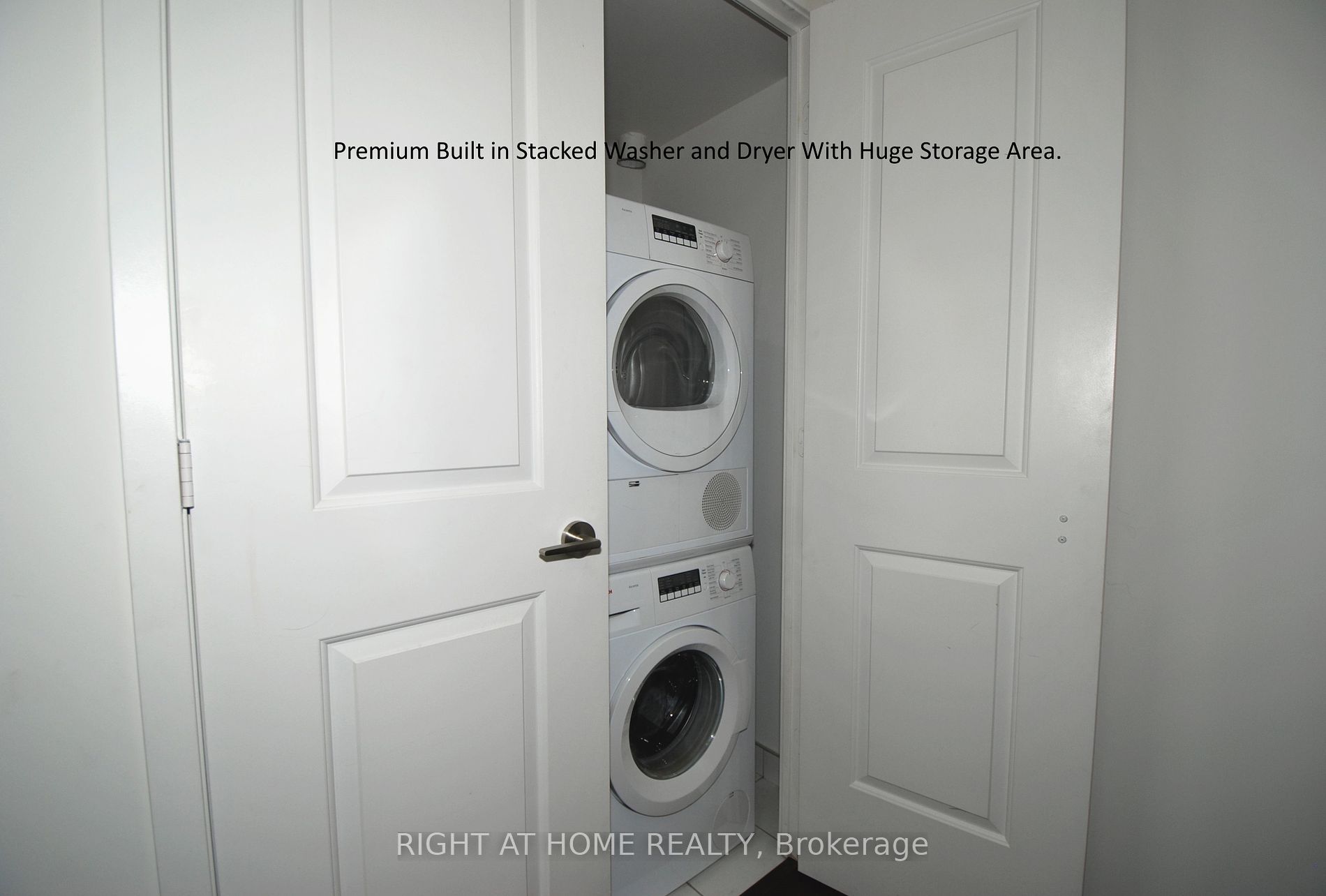 1 The Esplanade Dr 1708