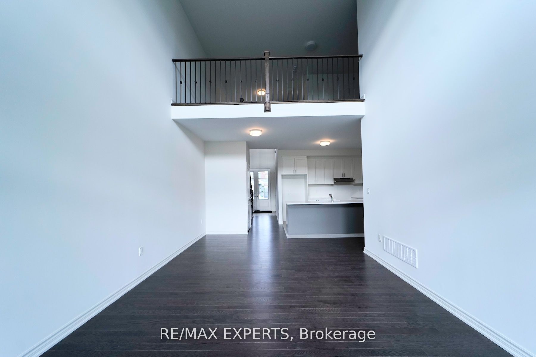 18 Mayapple St