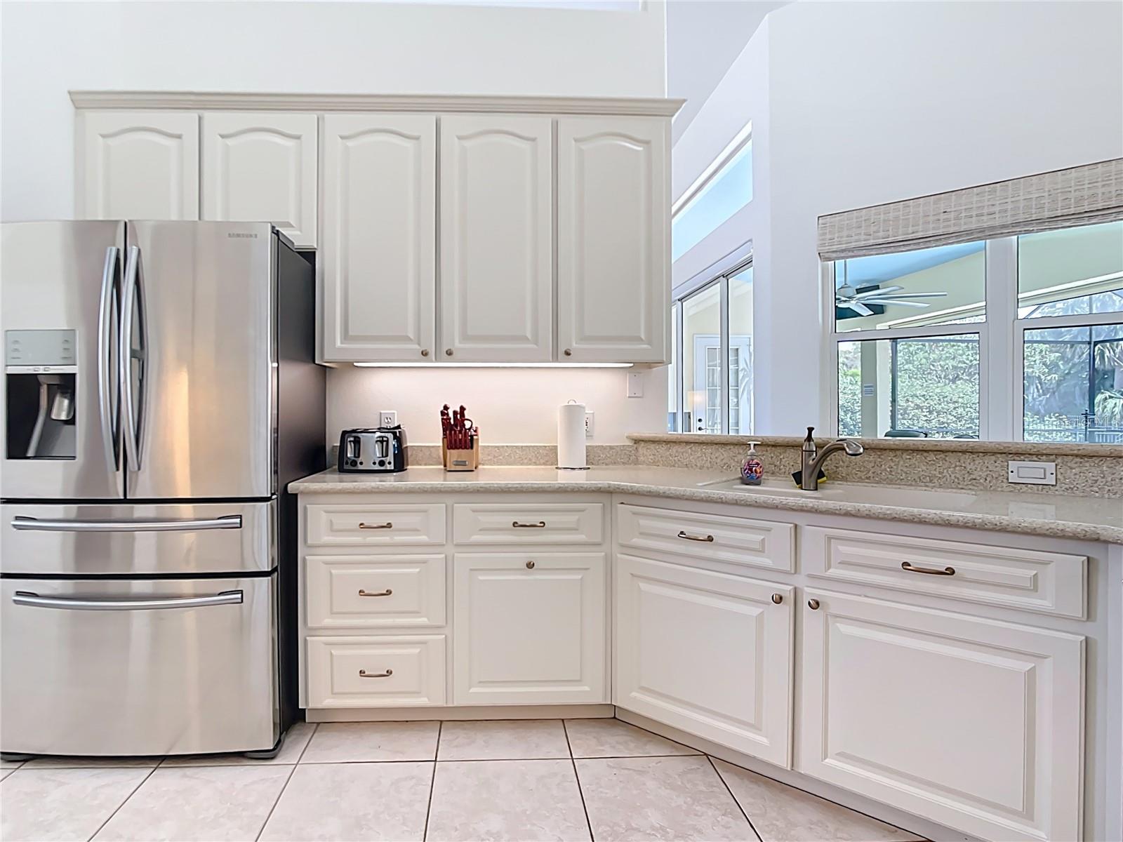 613 Boundary Boulevard