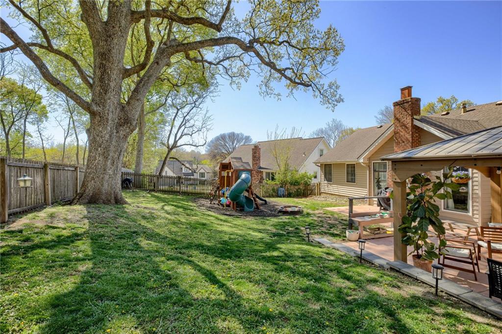 6623 Cottonwood Drive