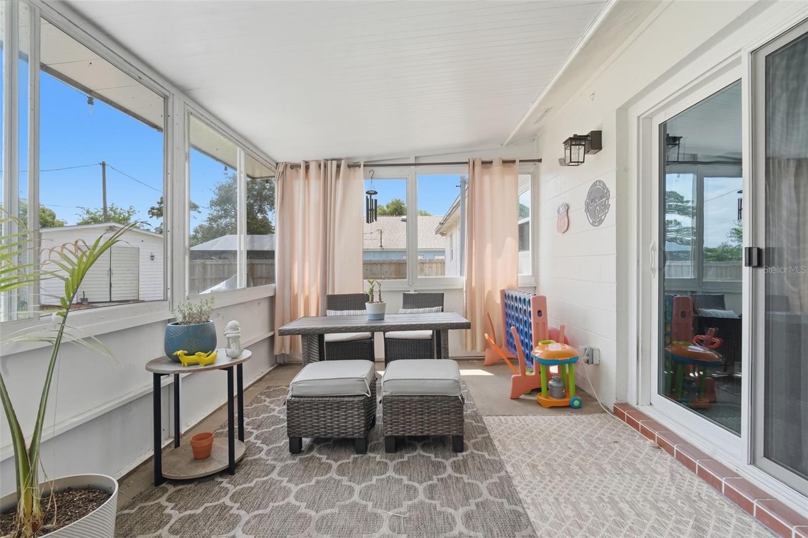 729 Fruitland Drive