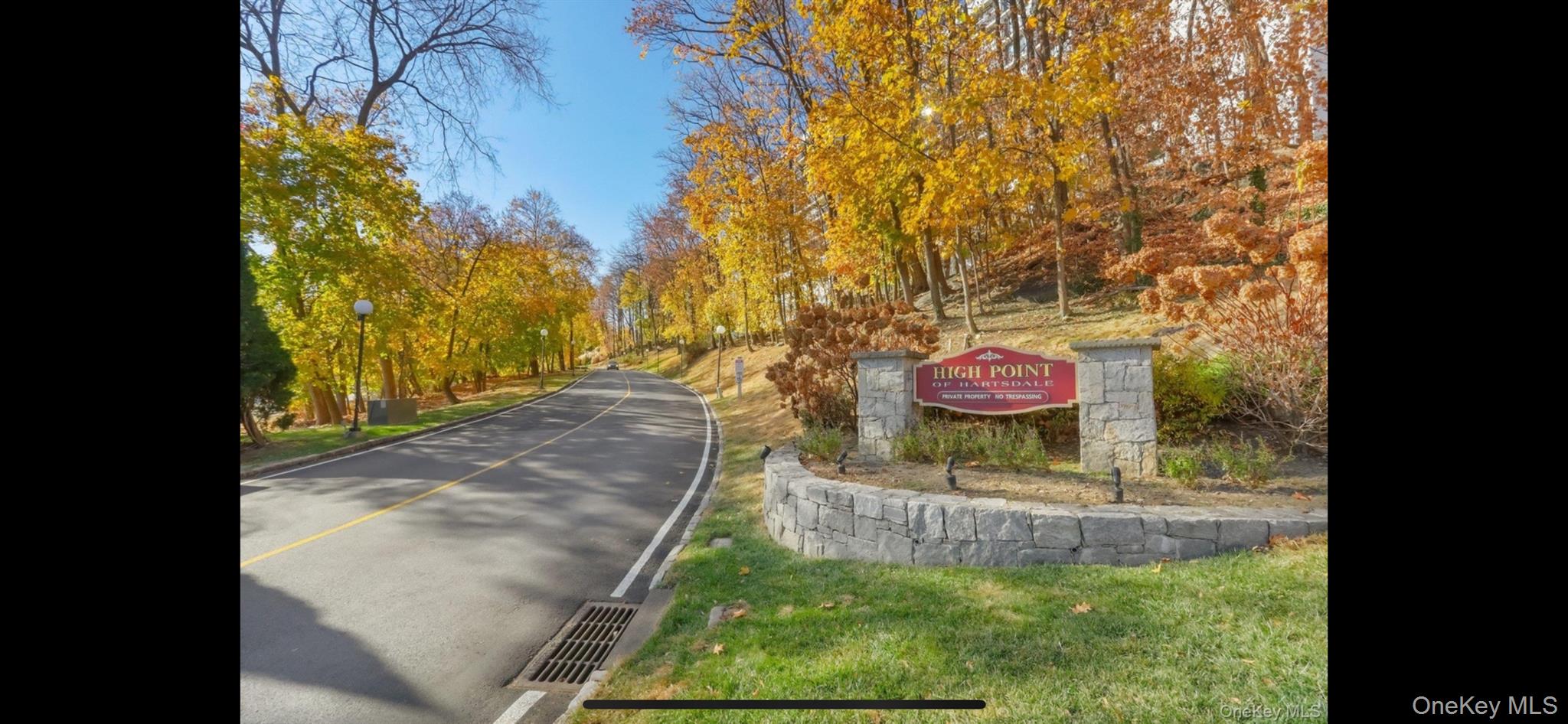 Welcome to this bright and inviting 1-bedroom, 1-bath condominium at 200 High Point Drive in the sought-after High Point community of Hartsdale. This home offers a spacious and functional layout with abundant natural light, generous living and dining areas, and ample closet space. The kitchen provides excellent storage and workspace, while the bedroom offers comfort and flexibility.High Point residents enjoy beautifully landscaped grounds and a variety of amenities, including a swimming pool, clubhouse, fitness center, and tennis courts. Conveniently located just minutes from downtown Hartsdale, Metro-North, shopping, restaurants, parks, and major parkways, this home offers an ideal combination of comfort, convenience, and low-maintenance living. Whether you're a first-time buyer, downsizing, or seeking an investment opportunity, this is a wonderful place to call home.
