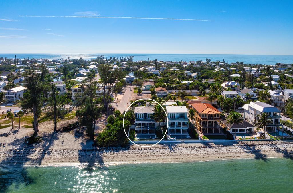 915 N Shore Drive