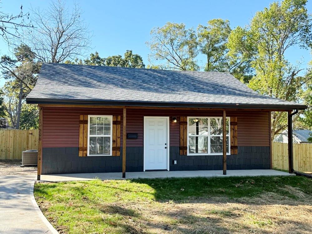 New Construction Home For Sale - El Dorado Springs, MO.  
Tired of fixer-uppers? Discover this affordable, low-maintenance new build in the heart of El Dorado Springs - a move-in ready option for buyers seeking simplicity, efficiency, and modern comfort.  This 2-bedroom, 1-bathroom home offers 875 sq ft of well-designed living space. The kitchen features custom cabinets, a pantry, and brand-new appliances including a refrigerator, oven, and built-in microwave - ready for use on day one.  The two bedrooms share a full hall bathroom with a shower-over-tub combo. In addition, a covered back patio provides a comfortable outdoor retreat.  The buyer who puts this home under contract soon will be able to select some colors and finishes, allowing them to customize to their preferences. Estimated completion is January 2026 - now is the perfect time to secure this quality-built home before it's gone.
Photos provided are from a similar home by the same builder; final colors and layout may vary. Call today to schedule a tour or make an offer.