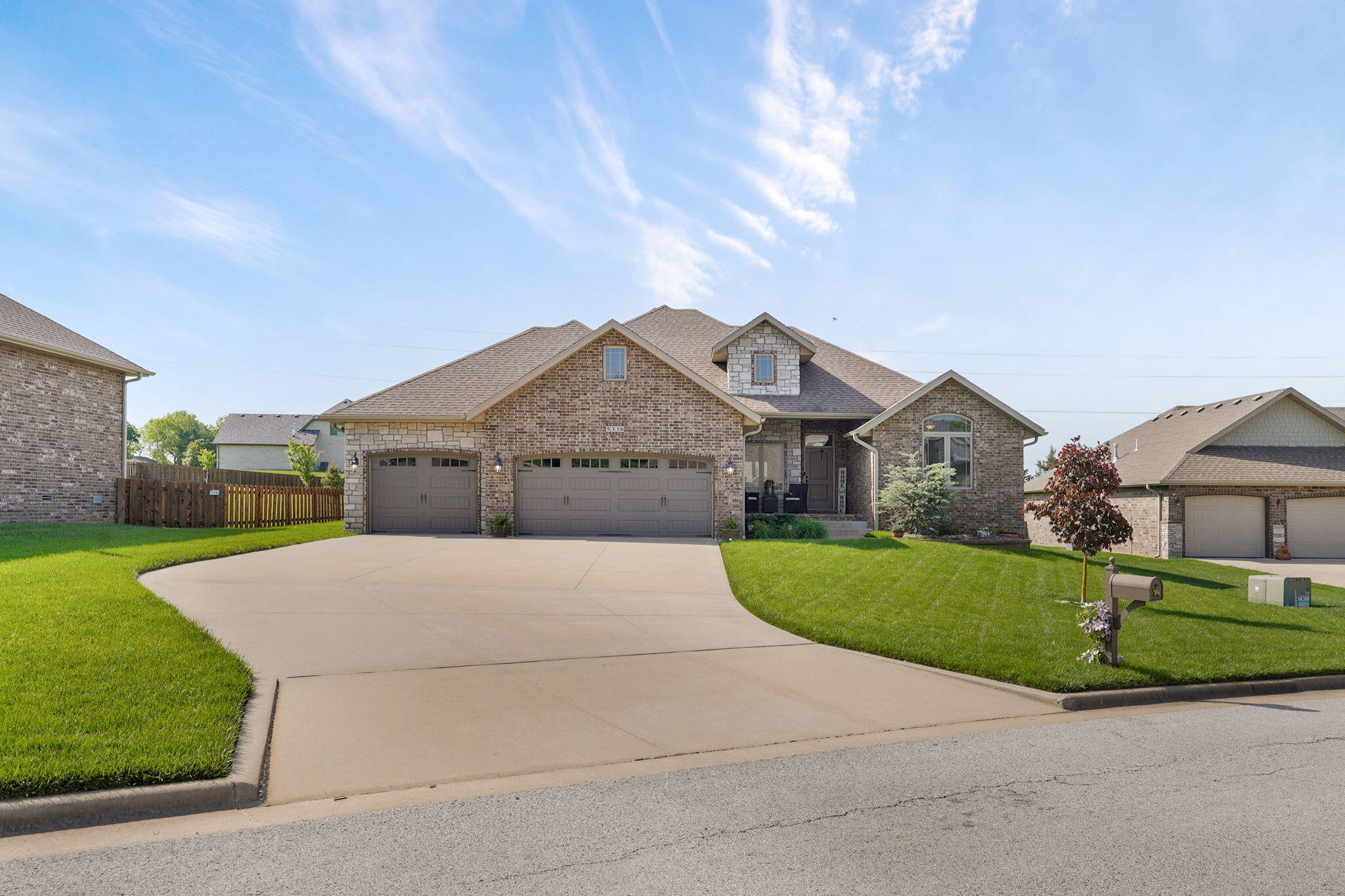 5330 E Wild Horse Drive