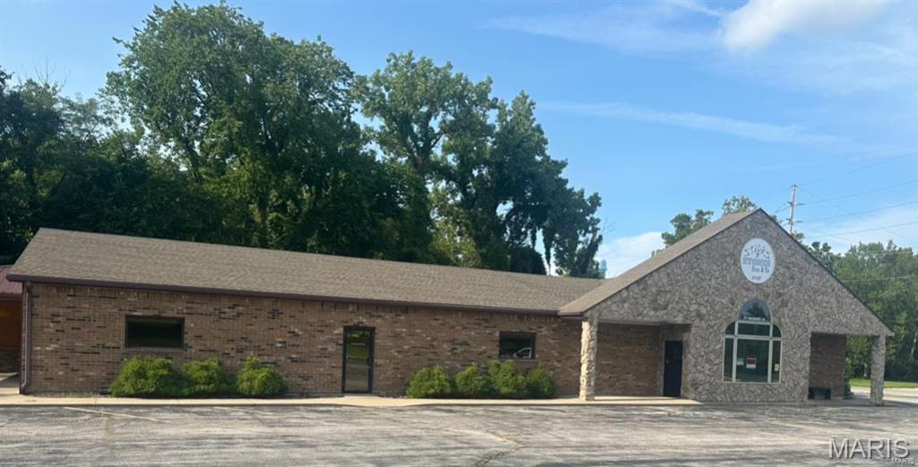 211 Munger Lane