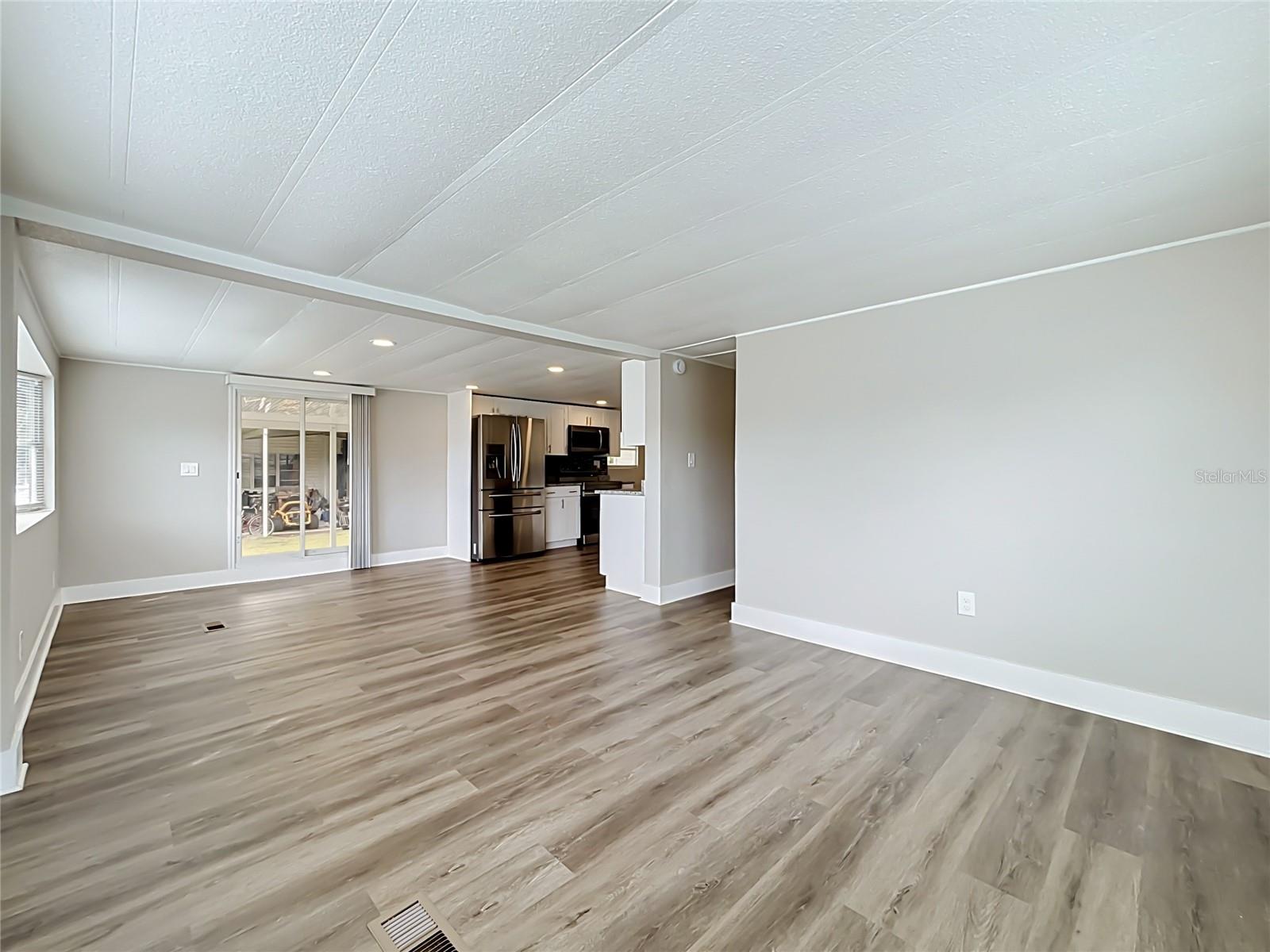 359 1st Avenue N