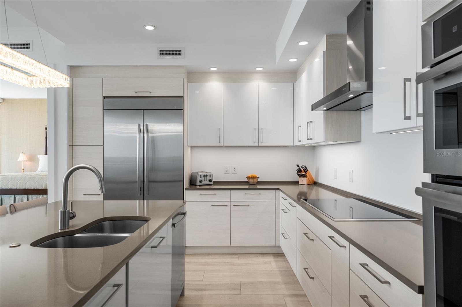 1155 N Gulfstream Avenue 802