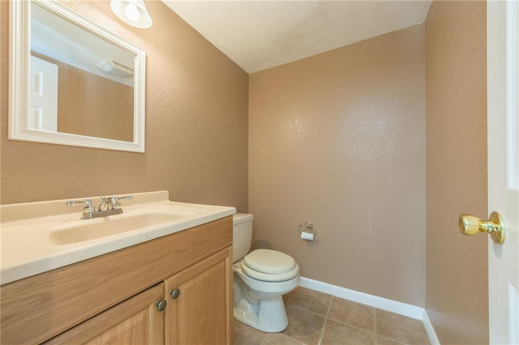 10700 N Holmes Street