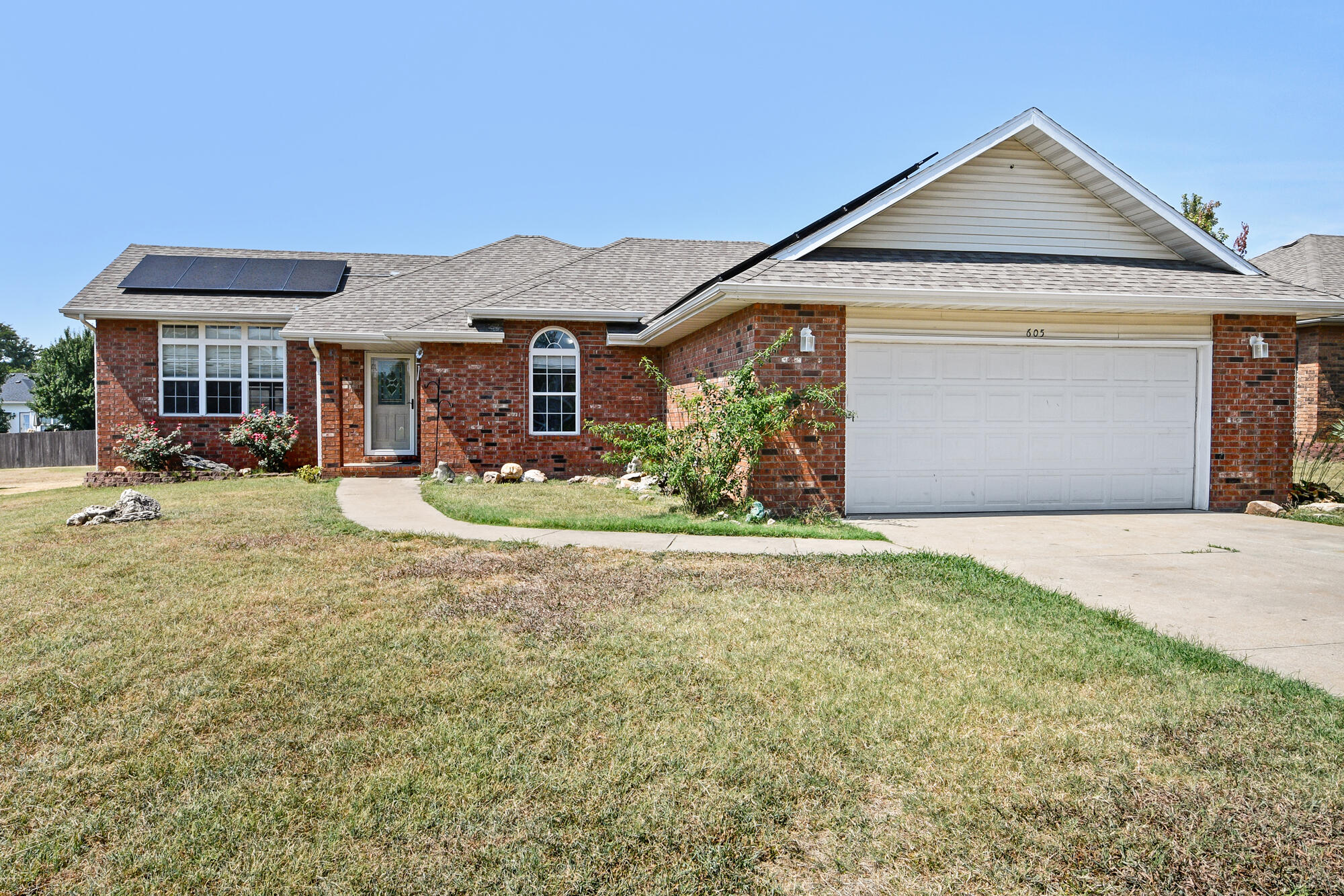 605 W Chandler Drive