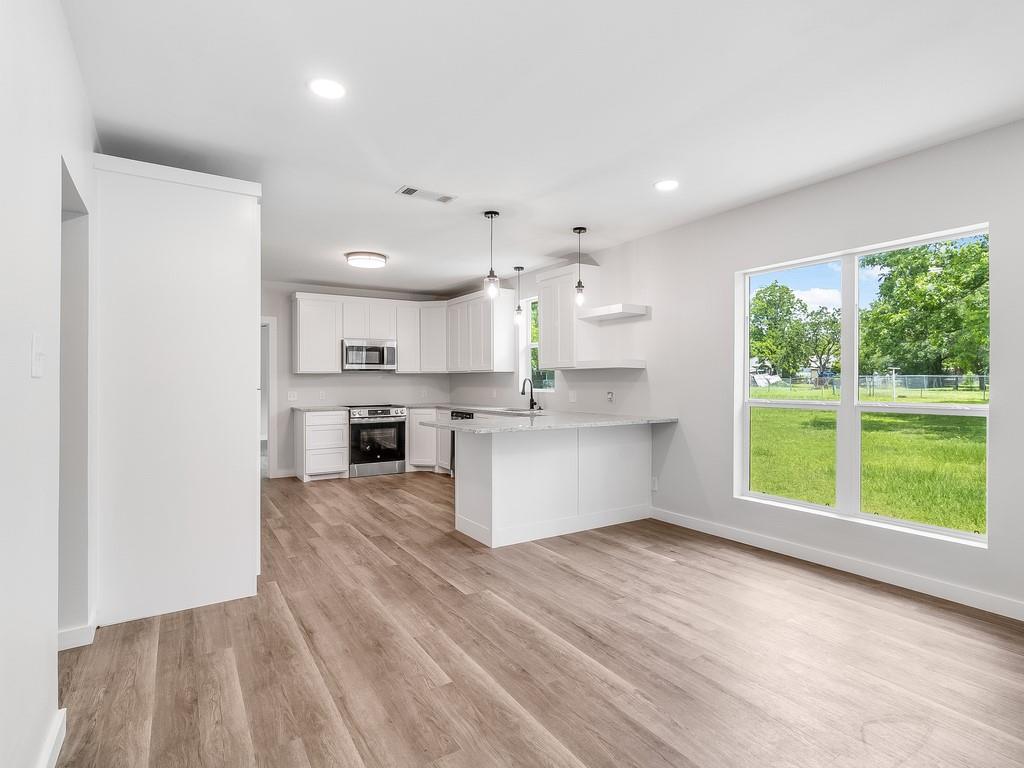 610 SW 3rd Street